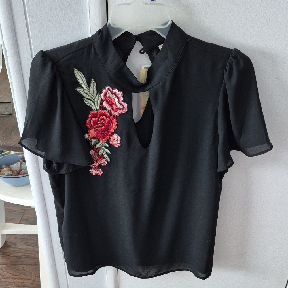 Black "Lilly White" Blouse. Large